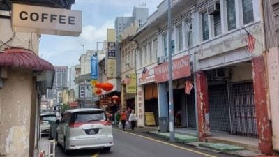 武牙拉也街头荒屋整顿  咖啡馆入驻迎新风貌