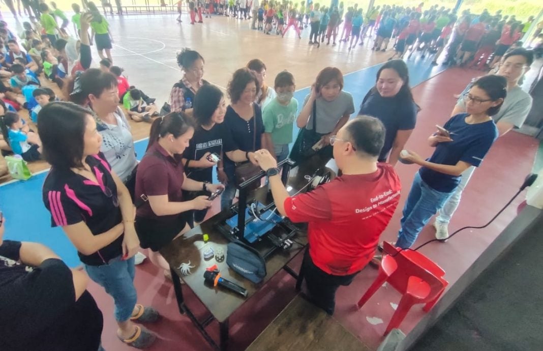 （古城第六版主文）3D打印与机械设计启蒙计划在玛琳小学举行