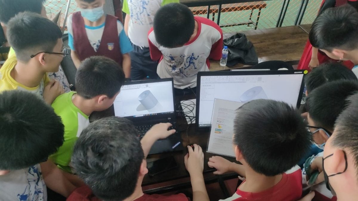 （古城第六版主文）3D打印与机械设计启蒙计划在玛琳小学举行