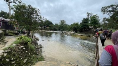 4大生到瀑布戏水   1人溺毙