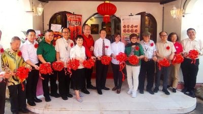 南侨机工绘画艺术展开幕   周游斌促民众以史为鉴