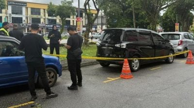 华男失联2天 被发现毙命车内