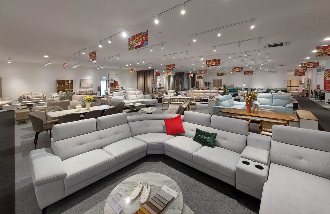 （大北马）市场情报/巴里文打Goodnite Outlet新张 优惠多 展厅大