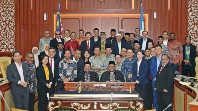 曹观友说3次：槟法律地位明确   “没义务付租金给吉打”