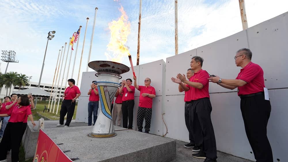 （大都会）兴华中学第18届田径赛
