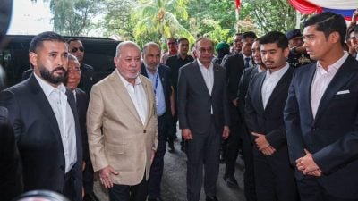 安华：马哈拉尼自由港计划   重塑我国海洋地位