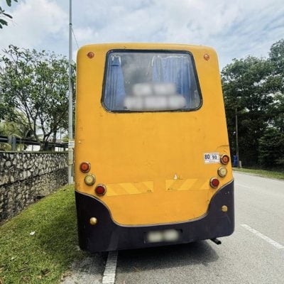 (已签发)大都会:校车无证无保险 学生命系无牌司机/3图