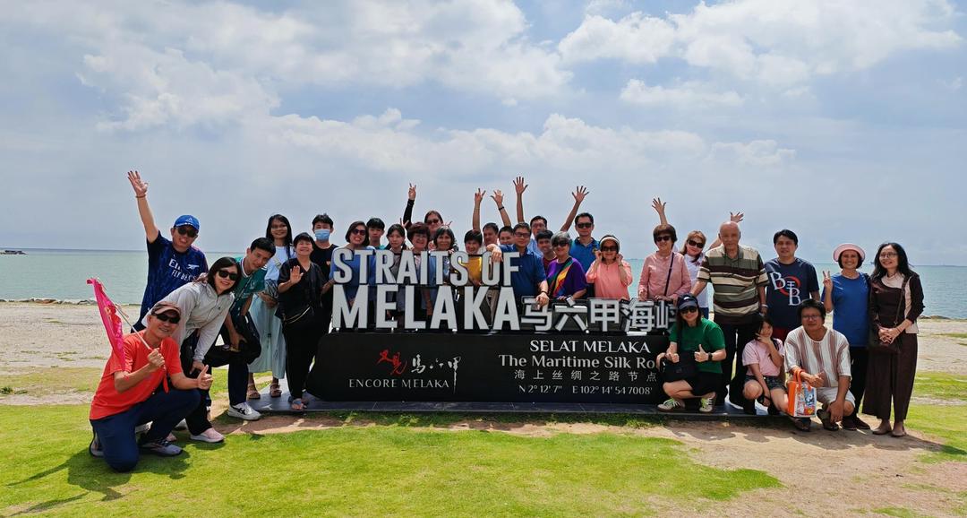 （已签发）柔：36柔南华文报从业员家眷   参加马六甲一游