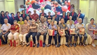 峇乐龄公民俱乐部庆31周年   蔡细历吁关注老龄问题