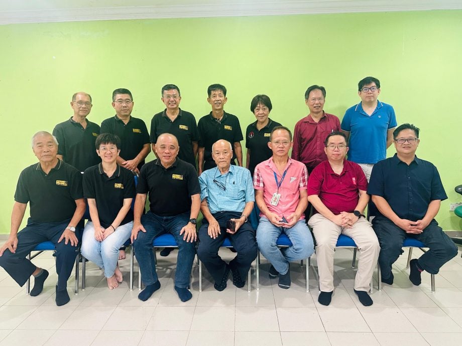 (已签发)柔:**可版头**麻坡组团南下新山交流 柔州新闻从业员相见欢