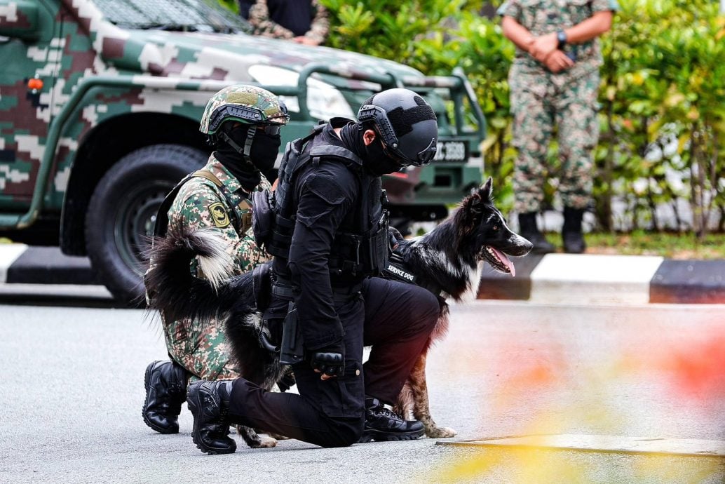 （已签发）柔：**封底**摄政王率队参与反恐演练　  强化跨机构应对能力