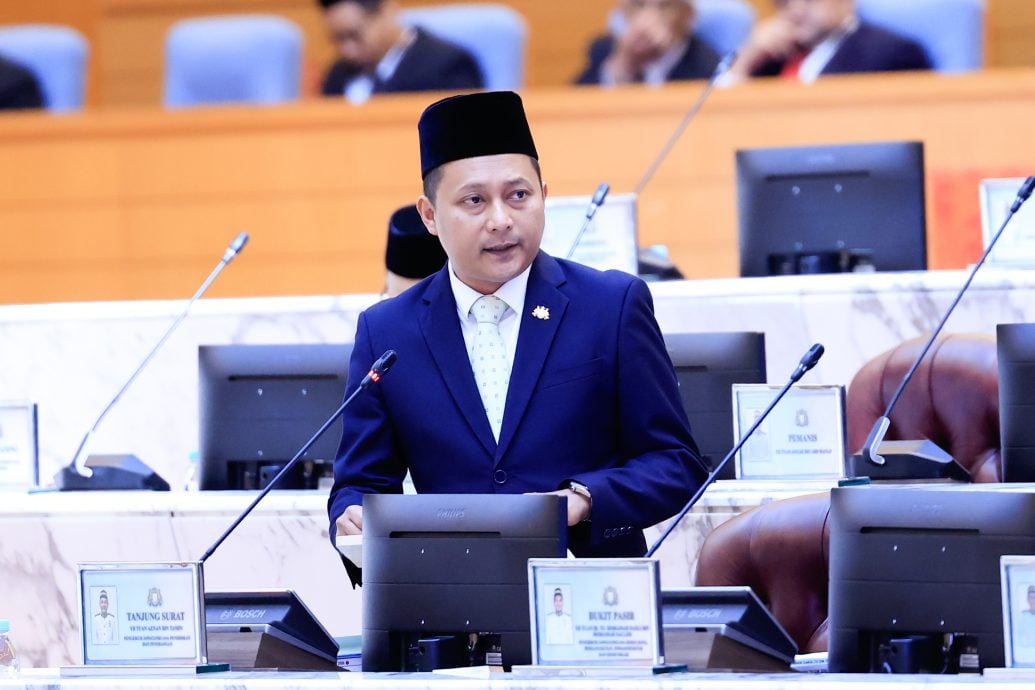 (已签发)柔:**封面主文**州议会丨关注校园安全议题 柔议长建议到校突击检查