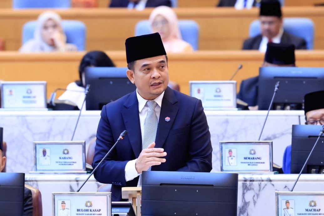 （已签发）柔：州议会丨扎哈里沙礼：2023至2025年实施1042乡村工程   安装2657乡村路灯