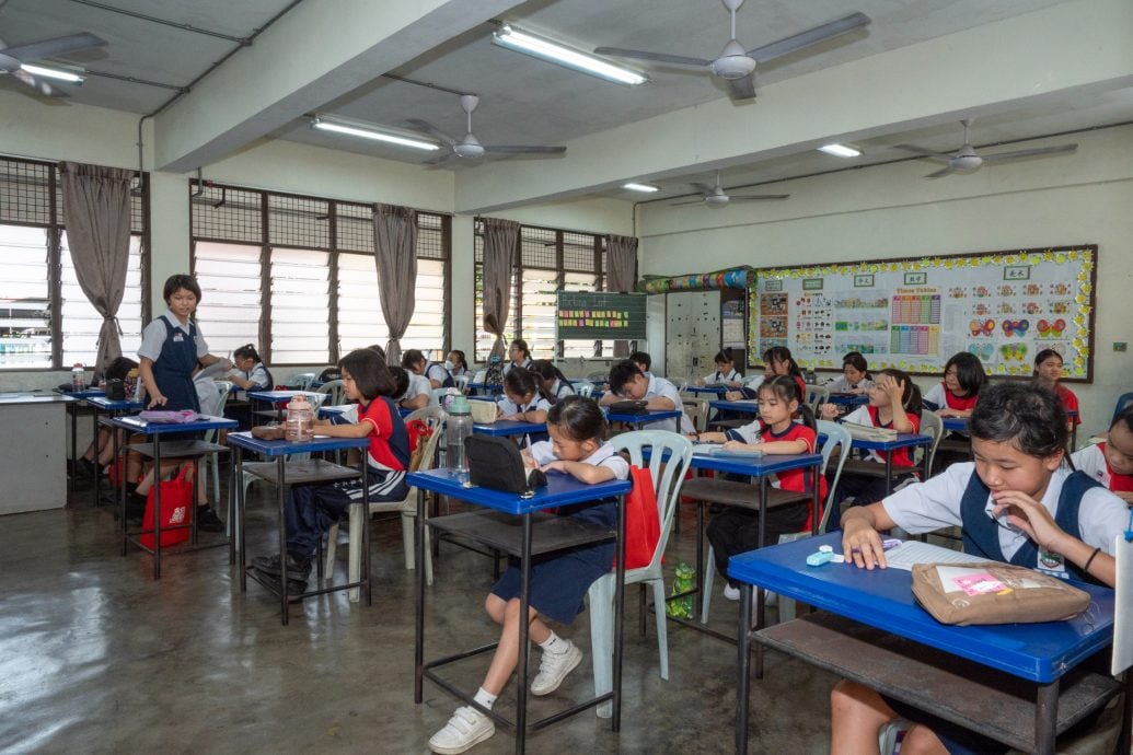 感恩篇颂文赛銮区赛事开跑   300人齐聚拼笔锋