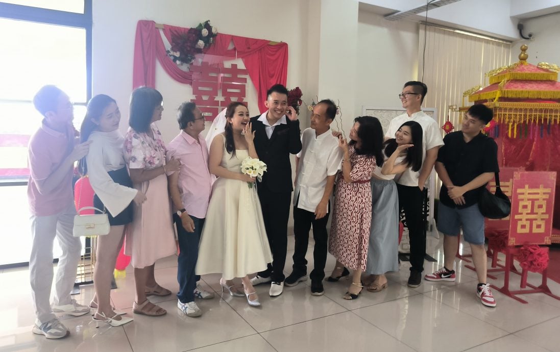 双春兼闰月成结婚旺年 紫霭阁11月迎143对新人注册