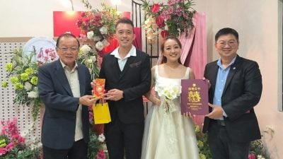 双春兼闰月成结婚旺年   紫霭阁11月迎143对新人注册