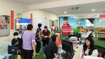 STR资料更新今日截止   古来国会议员办公室人潮涌现