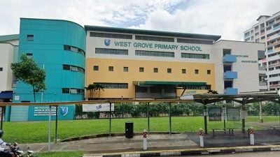 2男戴面具闯小学  偷手机和222现金