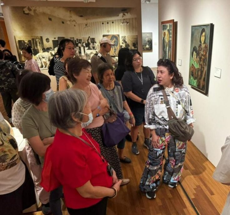 (已签发)柔:狮城二三事:刘玲玲狮城国家美术馆客串当讲解员 做足功课 不起草稿