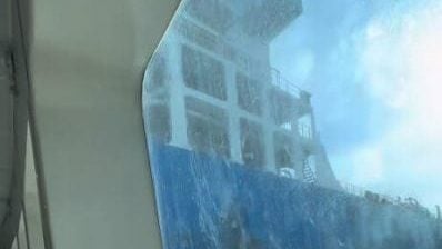 峇淡至新渡轮与货轮相撞 172人安全抵岸