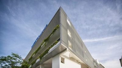 撞人后拖行逾13公尺 致同事头伤腿骨折 罗里司机监5周