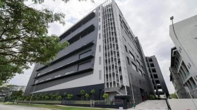 疑物流中心开幕食物出问题  20人上吐下泻