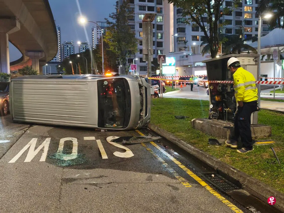 (已签发)柔:狮城二三事:货车撞地面燃气设施箱 新加坡盛港酿煤气泄漏1人伤