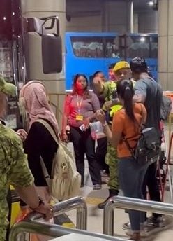 (已签发)柔:男子关卡骂志警 遭警逮捕查阻差办公