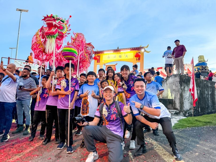 （已签发）柔：逾千人次参与游神盛会   亚逸文满大伯公庙热闹非凡