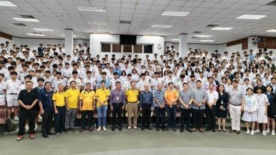 銮中陈诗圣体育奖   明年起篮总承办