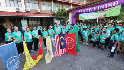 新城爱心RUN   逾千人义跑挺华教