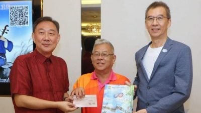 巴生大埔同乡会会庆庆功宴 移交13.6万助力教育慈善