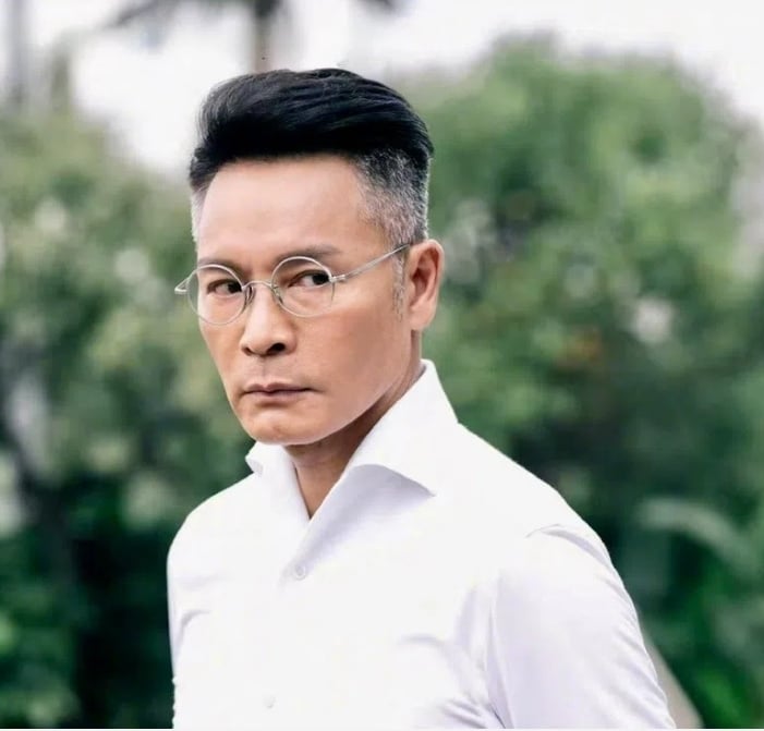 (明8.30am)万千星辉2025︱佘诗曼恶斗宣萱争视后 黄宗泽硬撼郭晋安逐视帝