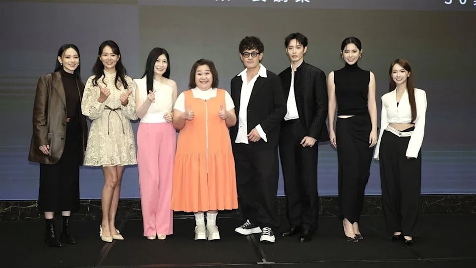 (明8am)任容萱认分手模特儿男友 被问Selina怀二胎回应了