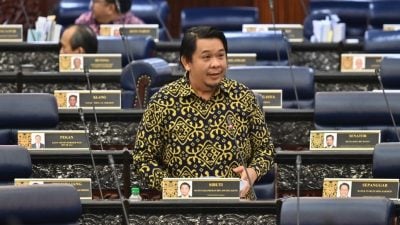 取缔非法药物 化妆品   卫部开1.2亿罚单