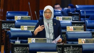 扎丽哈：武吉加里尔文良港   2地段划为非穆墓地