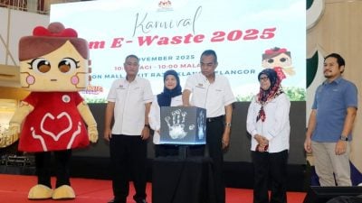 环境局鼓励参与环保 放眼回收3千吨电子垃圾