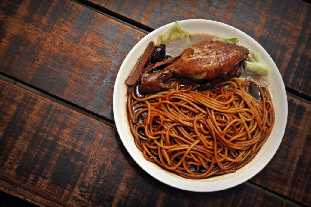 (预编27/11见报)星洲人VIP:三楼茶坊工艺画室/17图