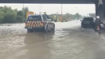 各造受促透过社媒通报水灾 发挥互通与互助作用