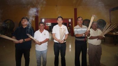 邹宇晖：喝酒是华人传统文化    唐诗宋词是酒后创作