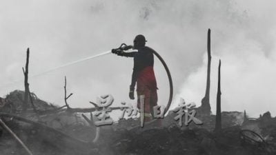 消拯员:最先进去 最后出来  奋战百小时不懈怠