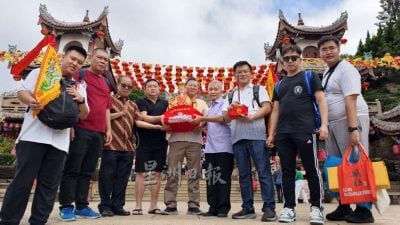 提前到祖庙完成仪式  海南属台风天迎妈祖