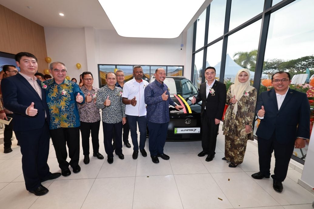 LHM Evolve公司赞助森旅游局宝腾e.MAS 7 作森旅游年官方用车