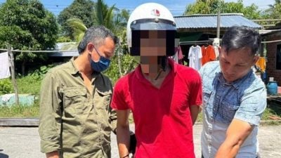 返家屋前遭截查．警搜出冰毒扣查男子