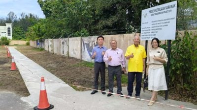 陈超耀视察工程 . 圣哥伦巴国中硬设 升级