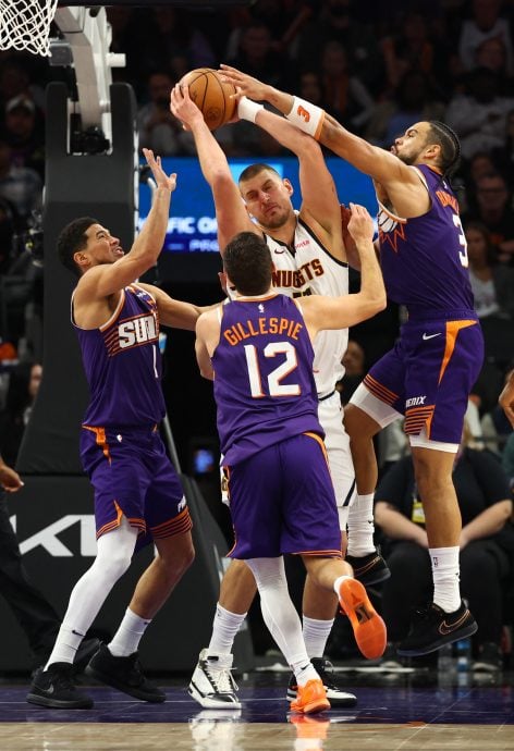 NBA|18岁之龄成单场最年轻轰35分球员  弗拉格率独行侠击沉快艇