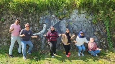 友族首次走进万茂新村 惊叹“新村原来这么可爱有活力”