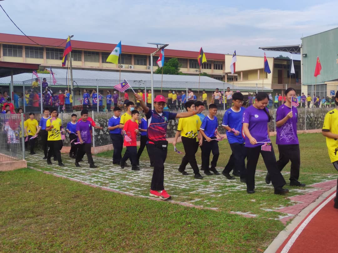 NS年轻人／瓜拉庇朥中华中学爱国月游行