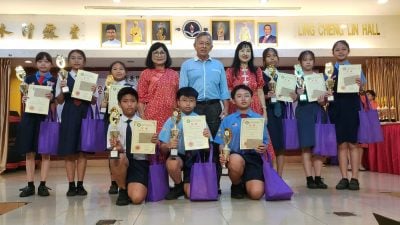 孩子转校需通过学校系统 谢琪清：也可找“YB”协助