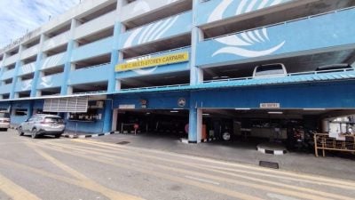 7日至9日每次入场1令吉 多层停车场装智能泊车付费系统